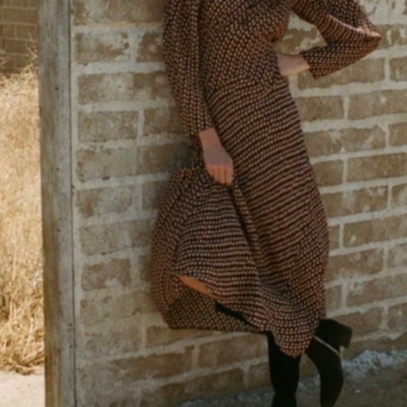 Doen Audella Dress in Hyde Park Floral UFT or for sale - Picture 6 of 13